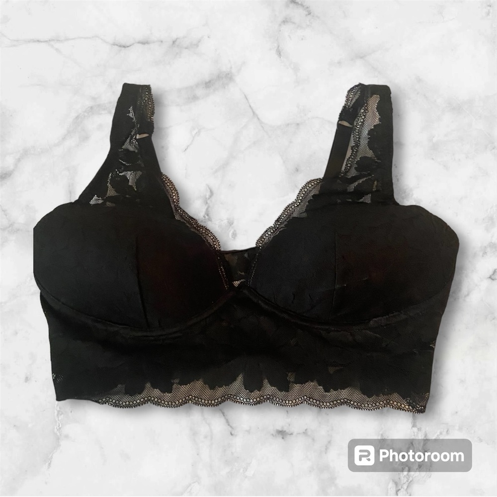 Pink brand lightly laced Bralette